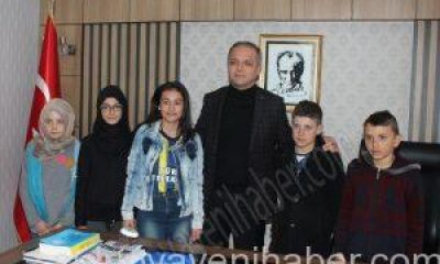 Başkan Fatih Üçok, Atletleri Şampiyonaya Yolcu Etti.