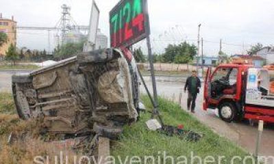 Suluova’da trafik kazası: 4 öğrenci yaralandı.