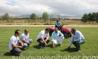 Suluova Şehir Stadının Çimleri Yenileniyor.