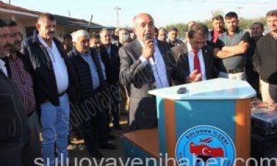 Suluovalı besiciler ithal lop eti protesto etti.