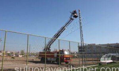 Sentetik Çim Saha Işıklandırıldı.