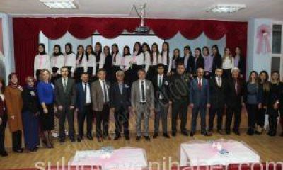 Tüm Öğretmenlerimizin Ellerinizden Öpüyoruz !