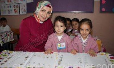 Suluova’da 10 bin 60 öğrenci ders başı yaptı.