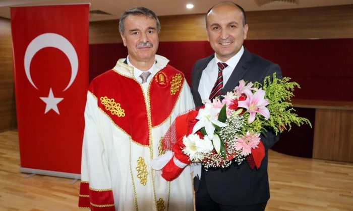 Amasya Üniversitesinde Nöbet Değişimi.