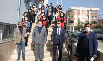 Suluova Müftülüğü öğrencilere kitap hediye etti