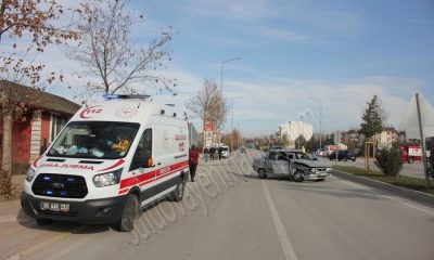 SULUOVA’DA TRAFİK KAZASI; 2 YARALI.