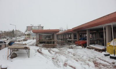 KAR VE SOĞUK NEDENİYLE SALI SEMT PAZARI KURULAMADI !