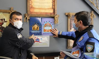 SULUOVA POLİSİ, KORONAVİRÜSE KARŞI BROŞÜR DAĞITIP ‘EVDE KAL’ ÇAĞRISI YAPTI