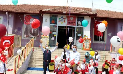 23 NİSAN’IN 101. YILINDA RENGARENK BALONLAR COŞKUYLA GÖKYÜZÜNE BIRAKILDI