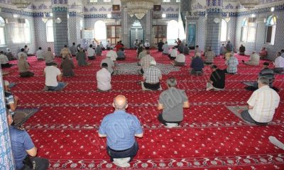 YANGIN VE AFETLERE KARŞI SULUOVA’DAKİ TÜM CAMİLERDEN DUALAR YÜKSELDİ.
