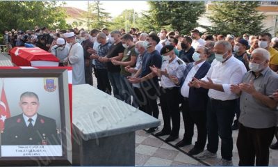 UZMAN ÇAVUŞ TUNCAY ÇAĞLAR DUALARLA DEFNEDİLDİ