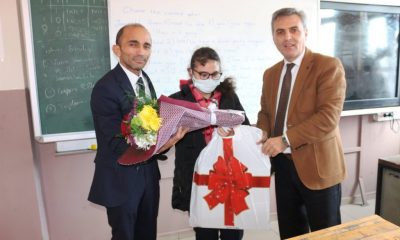 MÜDÜR AHMET DAVU, “SEVGİYLE AŞILAMAYACAK ENGEL YOK !”