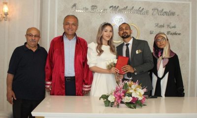 BAŞKANIMIZ ÜÇOK, KAZAKİSTANLI GELİN İLE TÜRK DAMADIN NİKAHINI KIYDI