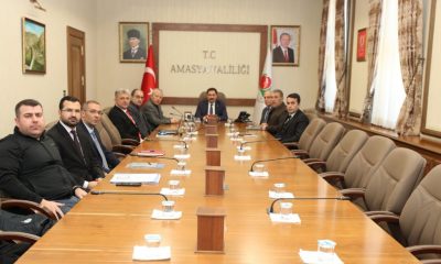 YEŞİLIRMAK NEHRİ TEMİZLEME, ISLAH VE REKREASYON PROJESİ DEĞERLENDİRME TOPLANTISI YAPILDI