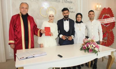 DEPREMZEDE GENÇ ÇİFTİN NİKAHI MİSAFİR EDİLDİKLERİ SULUOVA’DA KIYILDI.