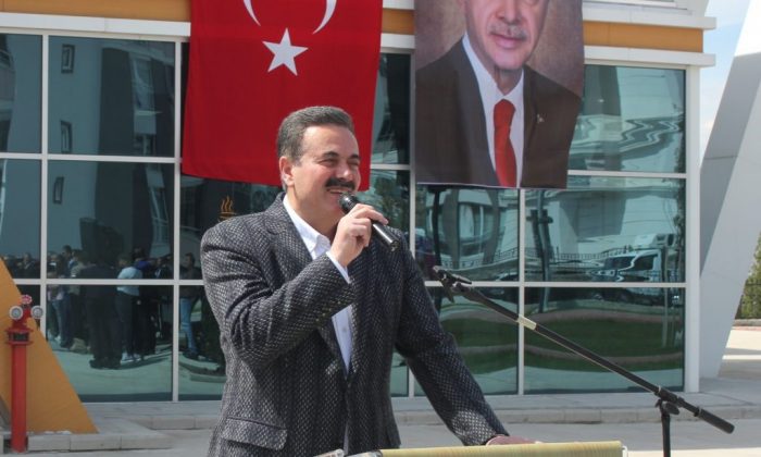 HALUK İPEK; “SORUNU YAŞAYANLARLA ÇÖZÜMÜ TAŞIYANLARI BİR ARAYA GETİRMEYE DEVAM EDECEĞİZ”