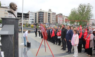 CHP İLÇE TEŞKİLATI 19 MAYIS GENÇLİK VE SPOR BAYRAMINI KUTLADI