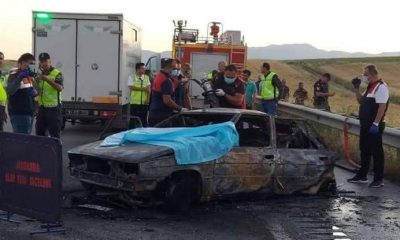 GÜMÜŞHACIKÖY’DE FECİ KAZA, 3 KİŞİ YANARAK CAN VERDİ