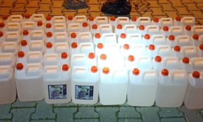 OTOMOBİLDEN 300 LİTRE ETİL ALKOL ÇIKTI