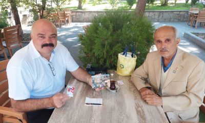 ŞEHİT OĞLUNUN HATIRASINI 25 YIL SONRA ŞAMPİYON MAHMUT DEMİR’E ULAŞTIRDI.