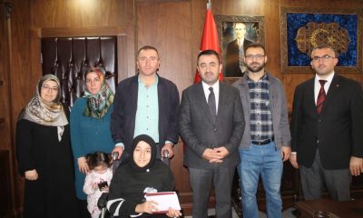 SULUOVALI ENGELLİ ÖĞRENCİ NİSANUR PEHLİVAN, 40 HADİS YARIŞMASINDA İL BİRİNCİSİ OLDU