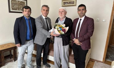 MÜDÜR AHMET DAVU’DAN EMEKLİ ÖĞRETMENLERE VEFA