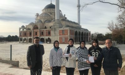 İMAM HATİPLİ ÖĞRENCİLERİ CAMİ İNŞAATINA HARÇLIKLARINI BAĞIŞLADI