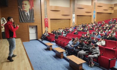POLİS, ÖĞRENCİLERE ’GÜVENLİ GENÇLİK, GÜVENLİ GELECEK’ SEMİNERİ VERDİ.