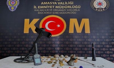 AMASYA’DA TARİHİ ESER SATMAYA ÇALIŞAN 2 KİŞİ YAKALANDI.