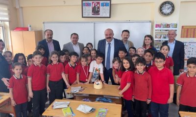 SINIF BAŞKANI SEÇİLEN ÖĞRENCİ “DÜNYA ŞAMPİYONU MAHMUT DEMİR’İ GETİRECEĞİM” SÖZÜNÜ YERİNE GETİRDİ