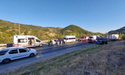 AMASYA MERZİFON/KAYADÜZÜ’NDEKİ KAZADA 13 KİŞİ YARALANDI