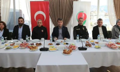 AMASYA VALİSİ ÖNDER BAKAN, BASIN MENSUPLARIYLA BİR ARAYA GELDİ