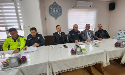 İLÇE EMNİYET MÜDÜRLÜĞÜ, MUHTARLARLA GÜVENLİK TOPLANTISI YAPTI