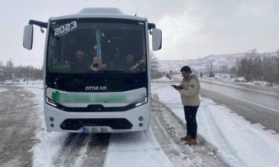 SİVİL JANDARMA OTOBÜSLERDE DENETİM YAPTI