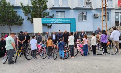 KAYMAKAM GÜRÇAM, YETİM-ÖKSÜZ ÇOCUKLARA BAYRAM HEDİYESİ BİSİKLET VERDİ