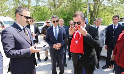 SELANİK’TEN GELEN BAYRAK VE TOPRAK SULUOVA’DAN SAMSUN’A ULAŞTI