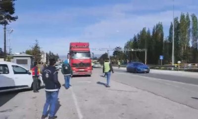 MERZİFON’DA 10 KAÇAK GÖÇMEN YAKALANDI