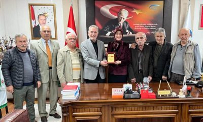 ŞEKER EMEKLİLERİ DERNEĞİNDEN, SGK İL MÜDÜRÜ ŞENEL’E PLAKET