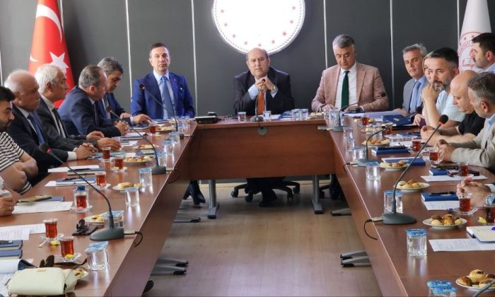 SULUOVA’DA OKUL SEKTÖR İŞBİRLİĞİ TOPLANTISI YAPILDI.