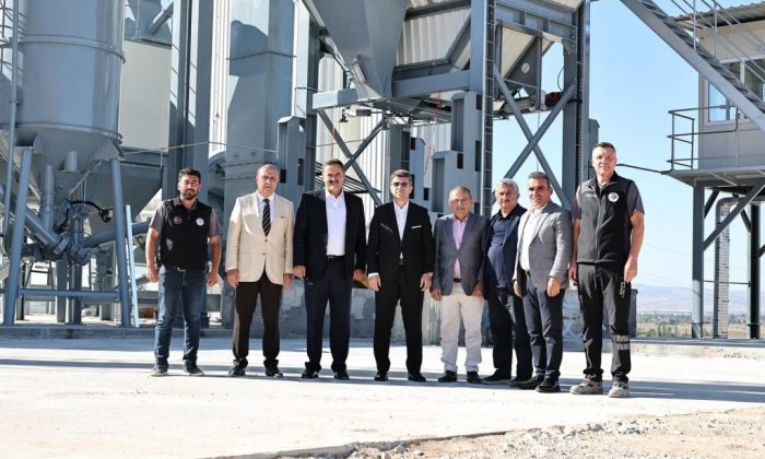 AMASYA’YA 240 TON ÜRETİM KAPASİTESİNE SAHİP ASFALT ÜRETİM TESİSİ AÇILIYOR