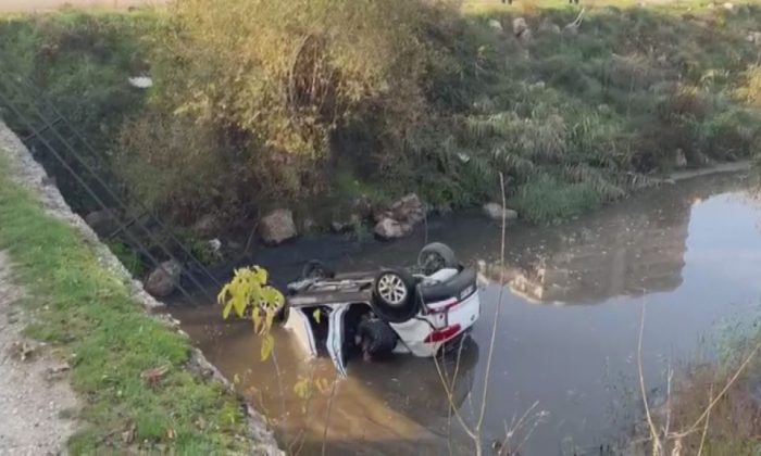 AMASYA’DA TERSAKAN ÇAYINA UÇAN ARAÇTAKİ 2 KİŞİ YARALANDI