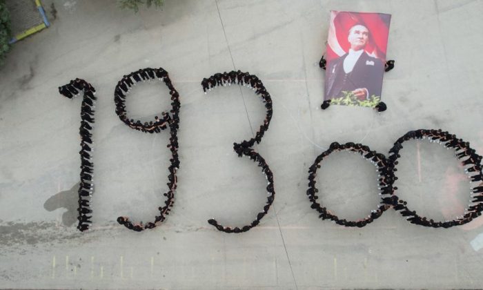 SULUOVALI ÖĞRENCİLER ATATÜRK’Ü ANDI