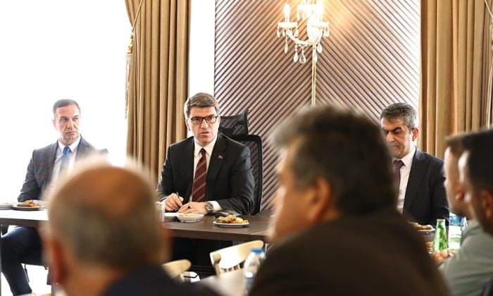 VALİ BAKAN, SULUOVA SANAYİ BÖLGELERİNDE İNCELEMELERDE BULUNDU