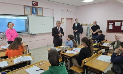 MÜDÜR AHMET DAVU, OKUL ZİYARETLERİNDE BULUNDU