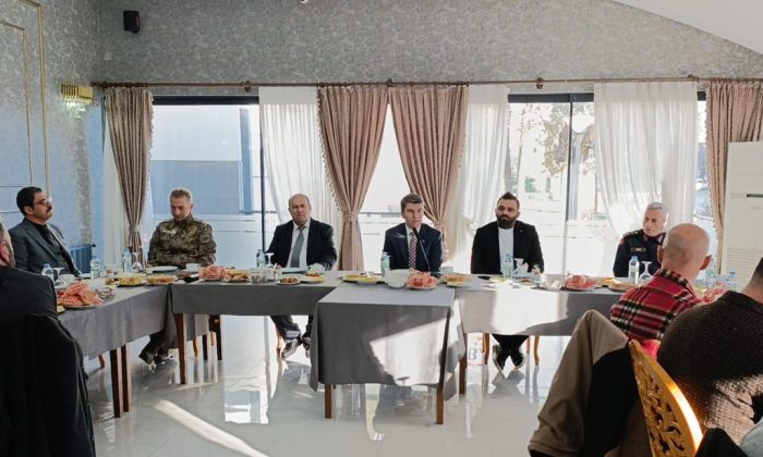 VALİ ÖNDER BAKAN, AMASYA BASINIYLA KAHVALTIDA BULUŞTU