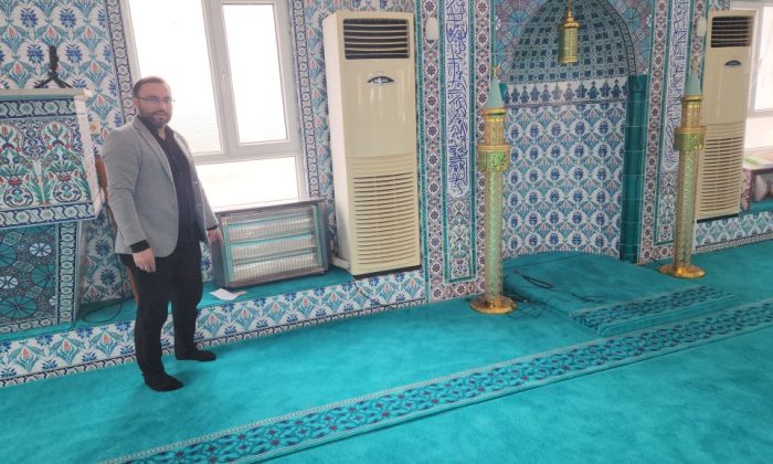 SULUOVA’DA BİR CAMİDE KULLANDIĞI ELEKTRİĞİN PARASINI BIRAKTI; NOTU GÖREN DUYGULANDI