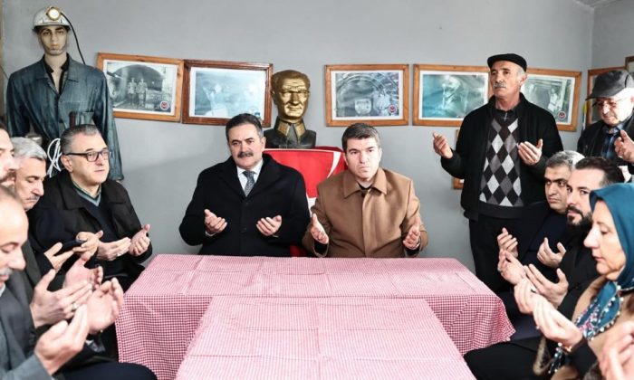 YENİ ÇELTEK’TE 36 YIL ÖNCE ŞEHİT OLAN 68 MADENCİ DUALARLA ANILDI