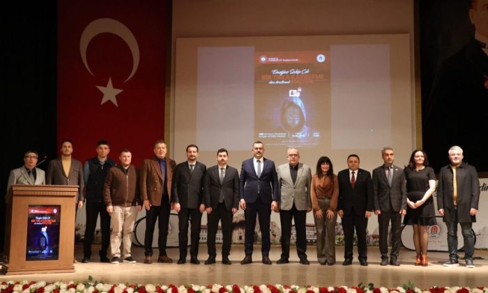 AMASYA’DA GENÇLERE İBAN UYARISI, “BİR TIKLA GELECEĞİNİZİ KAYBETMEYİN”