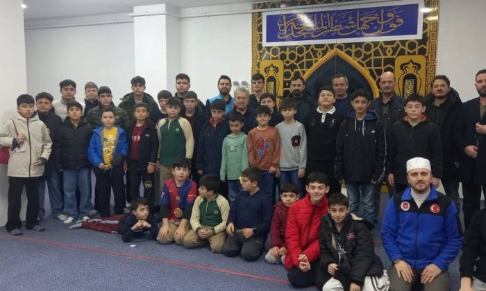 ORTAOKUL ÖĞRENCİLERİNE YÖNELİK İFTAR BULUŞMASI DÜZENLENDİ