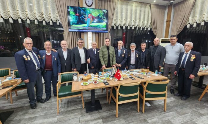 SULUOVA KAYMAKAMLIĞI GAZİ VE ŞEHİT AİLELERİ ONURUNA İFTAR VERDİ 